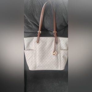 Micheal Kors large tote